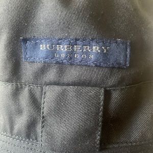 Burberry bucket hat.